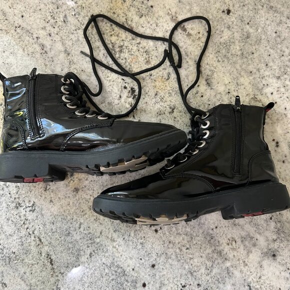 Zara | Disney Mickey Mouse Patent Leather‎ Combat Boots | SZ 34 (US Size 2) - Picture 13 of 13